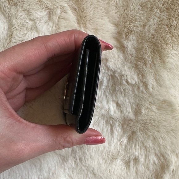 Gucci Leather Key Holder - Picture 9 of 11